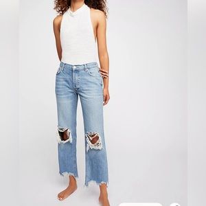 Free People Maggie Mid-Rise Straight Jeans
30W x 27L NWT We the Free
